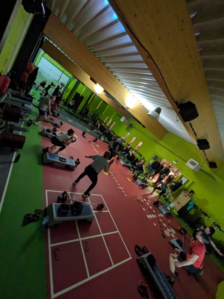 PXL_20241230_181028643