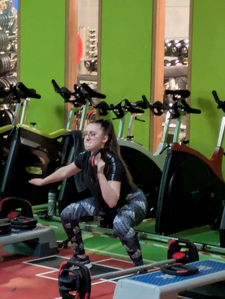 PXL_20241230_181056448