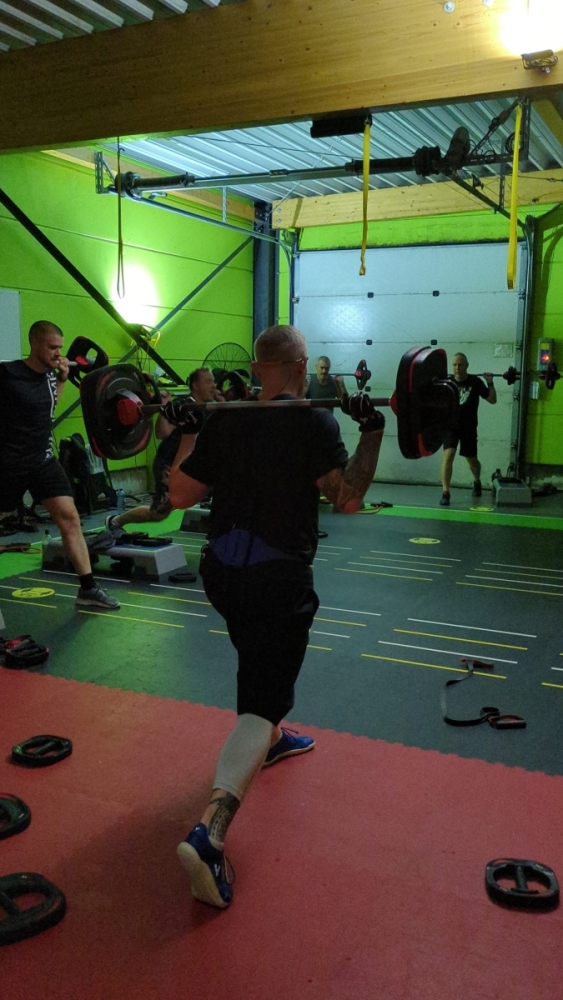 PXL_20241230_183116739